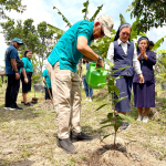 Aksi Tanam Pohon untuk Atasi Perubahan Iklim